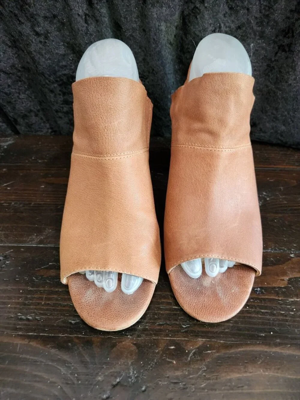 Adam Tucker McKenna Brown Leather Peep-toe Block Heel Sandal/Sz. 9.5 - Picture 5 of 7